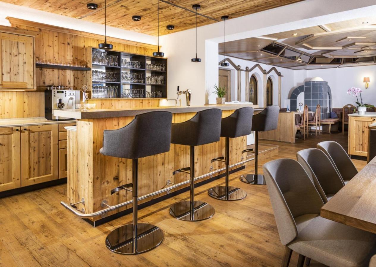 Hotel Garni Tirol Ladis Ngoại thất bức ảnh