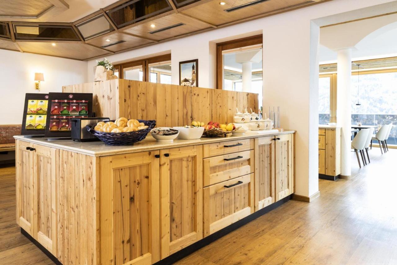 Hotel Garni Tirol Ladis Ngoại thất bức ảnh