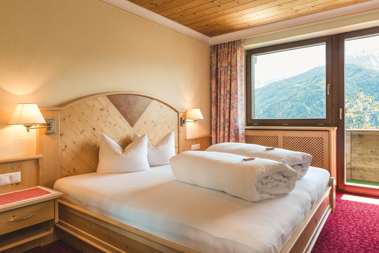 Hotel Garni Tirol Ladis Ngoại thất bức ảnh