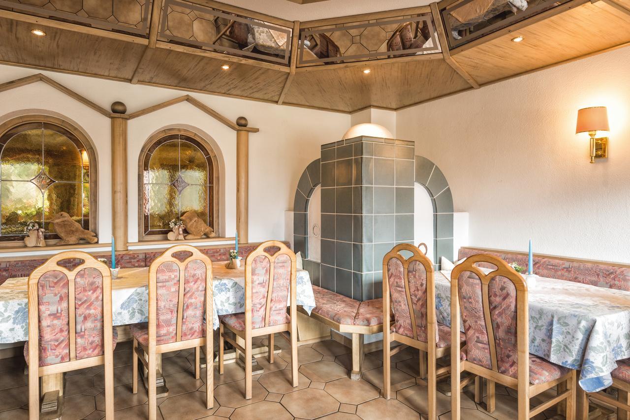 Hotel Garni Tirol Ladis Ngoại thất bức ảnh