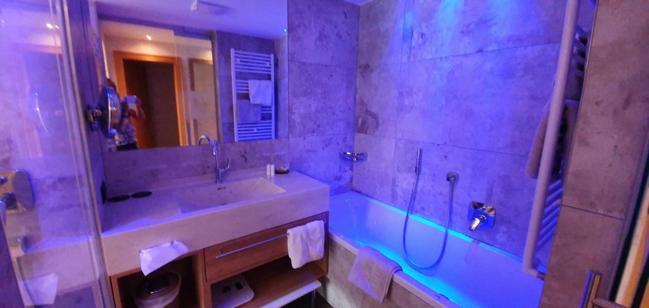 Hotel Garni Tirol Ladis Ngoại thất bức ảnh