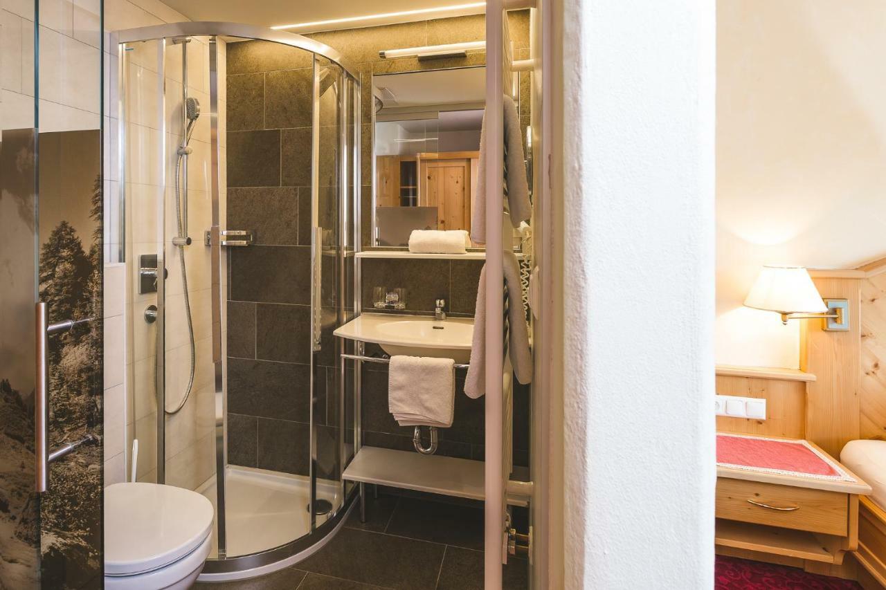 Hotel Garni Tirol Ladis Ngoại thất bức ảnh